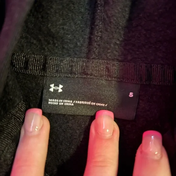 Boys Under Armour Black jacket with Green Logo in size 5 - Picture 3 of 7